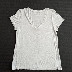 Vineyard Vines V-Neck Tee